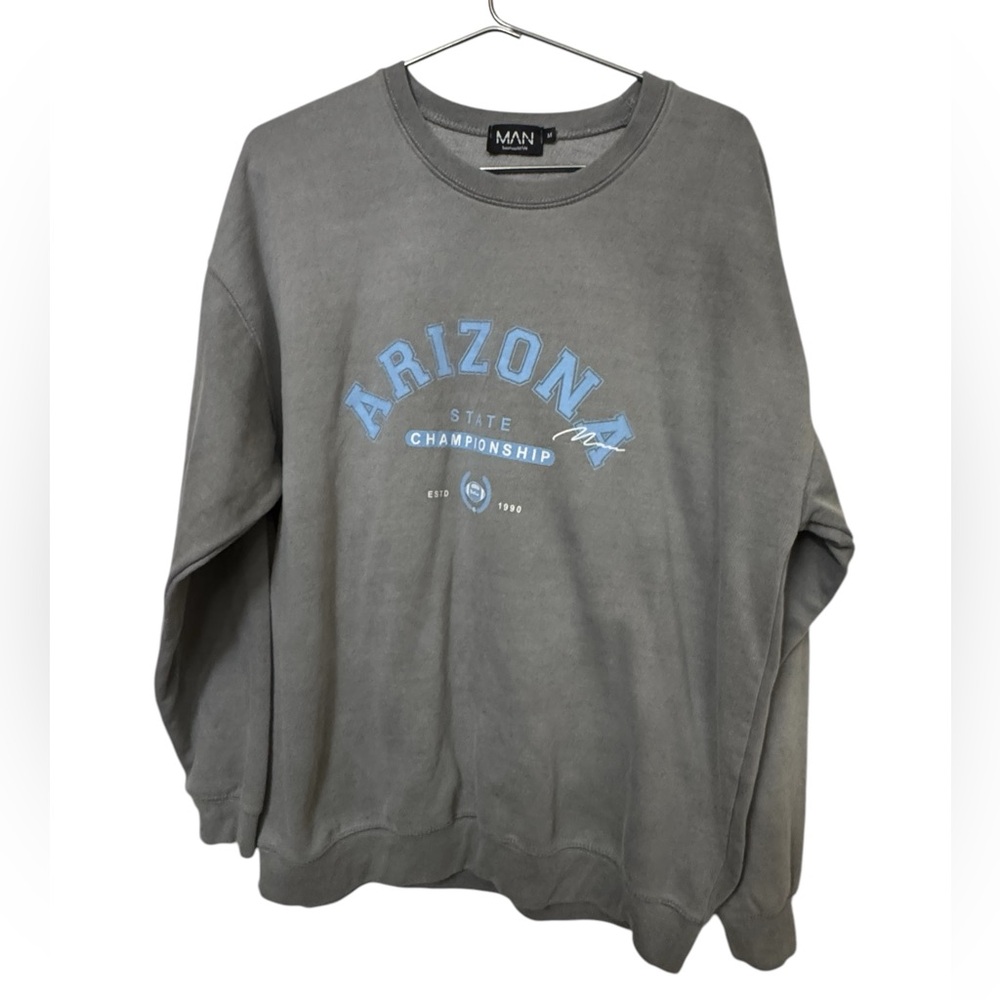High End Boohoo MAN Distressed Thick Gray Arizona Crew Neck Sweatshirt Men’s M
